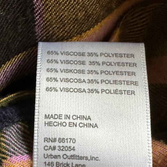 Urban Outfitters BDG Karl Slouchy Button Down Top - Picture 9 of 9